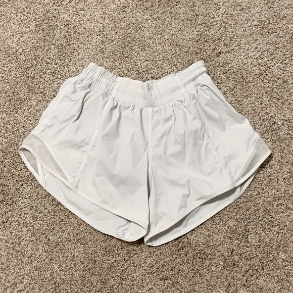 lululemon hotty hot shorts brand new sold out online - Picture 2 of 5